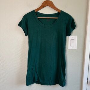 Bundle 2/$30! LNA Fitted Short Sleeve Scoop Neck Tee Deep Green Size L